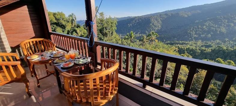 Maliana Homestay Munduk エクステリア 写真